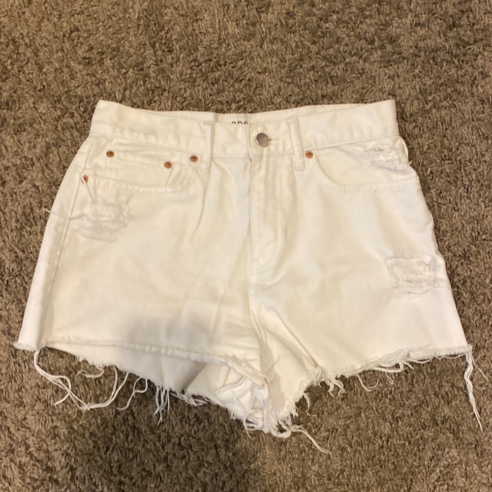 Urban outfitters girlfriend high rise white jean shorts